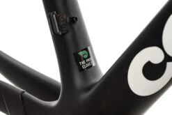 Cervelo R5 56cm Frameset - 2018 -Cervelo Store FRD11604 PH2 03 903922fb 3866 4a7e 9d8e 3b750b1f8a49 scaled