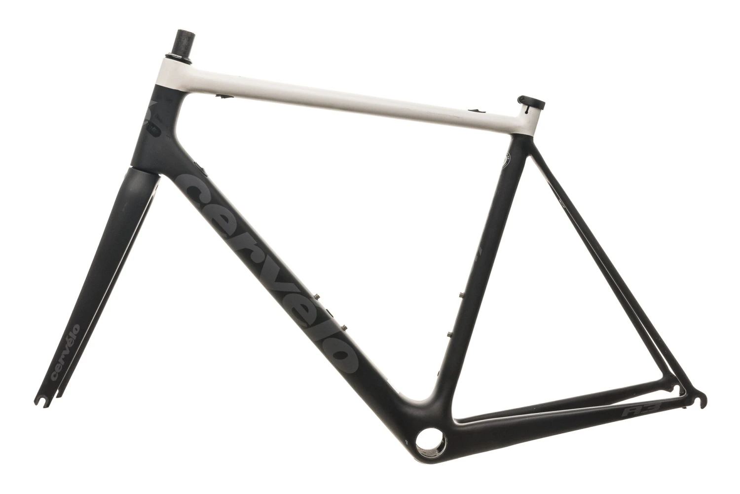 Cervelo R3 56cm Frameset - 2017 2 Cervelo R3 56cm Frameset - 2017 - Image 2