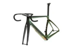 Cervelo Store -Cervelo Store FRD12464 PH3 02 scaled